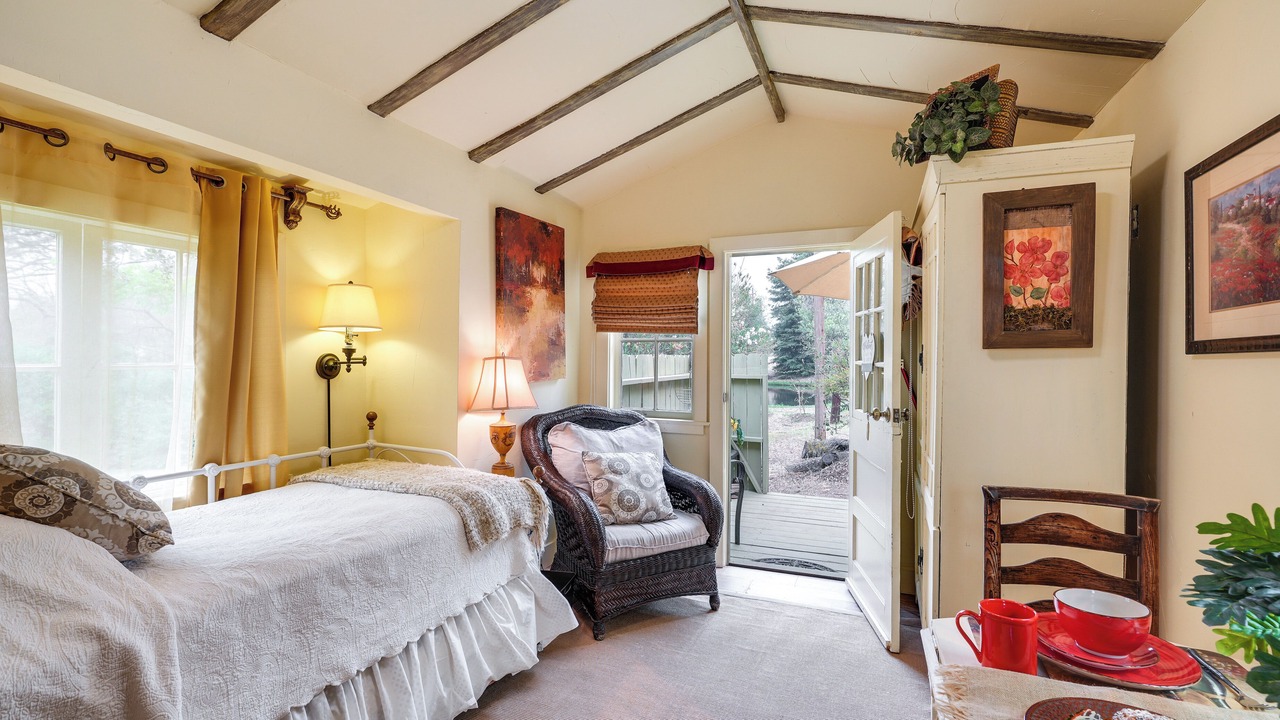 Photo of Bedroom in Cedar Ridge