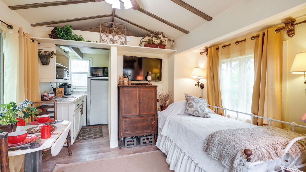 Photo of Bedroom in Cedar Ridge