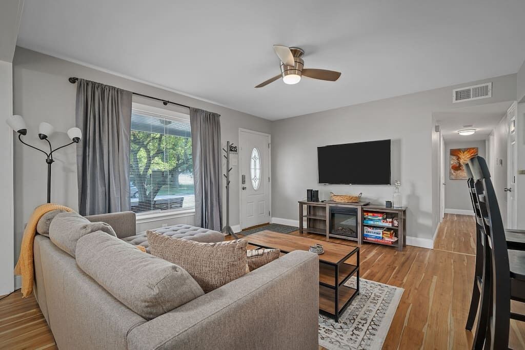 Photo of Livingroom in O'Fallon