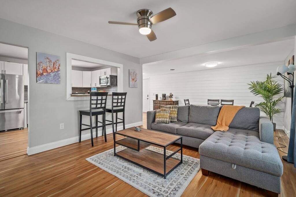 Photo of Livingroom in O'Fallon