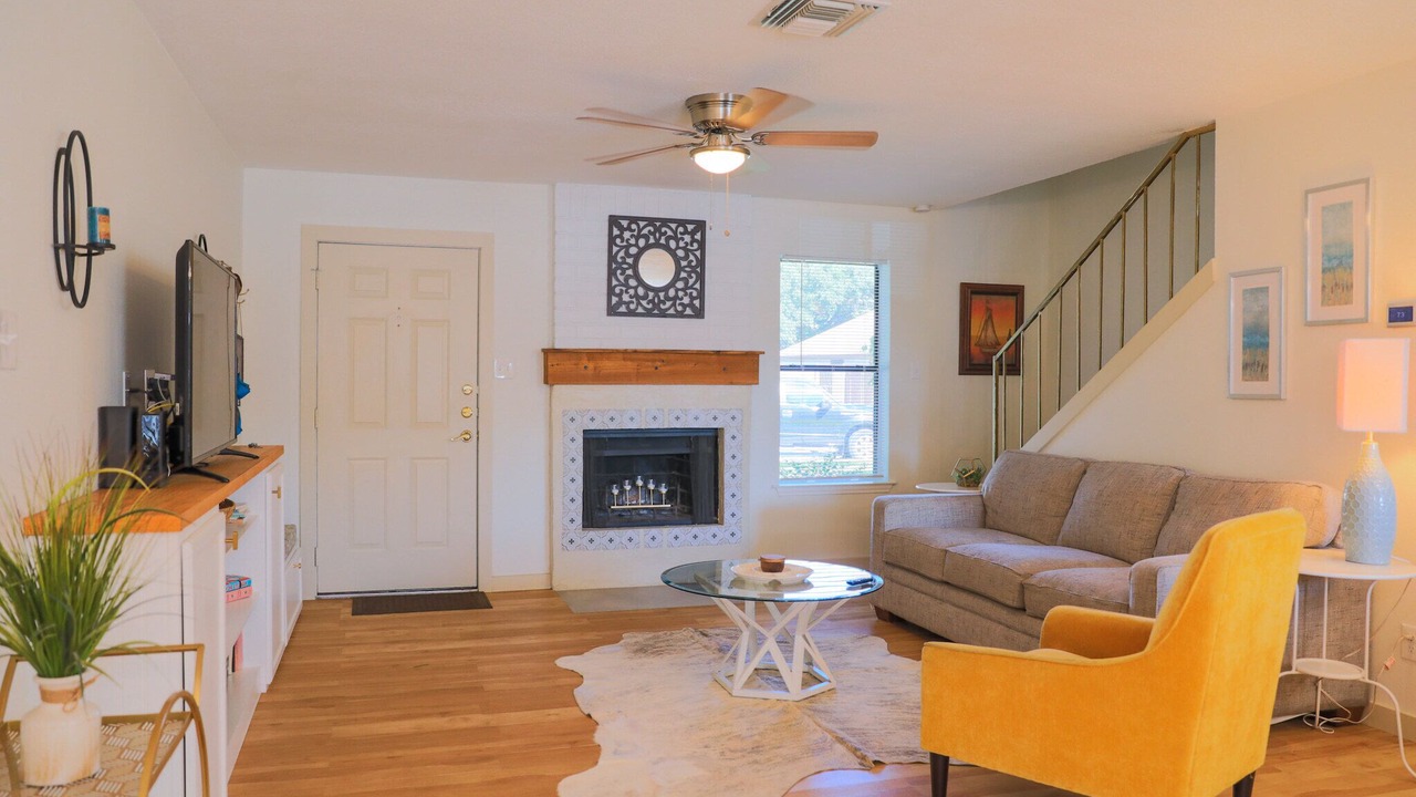 Photo of Livingroom in West San Antonio