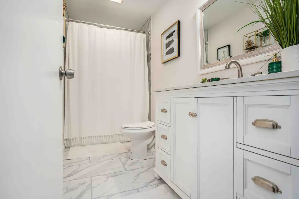Photo of Bathroom in Forest Park
