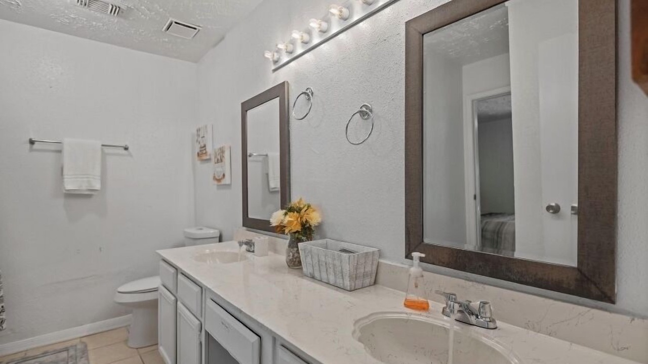 Photo of Bathroom in Spring