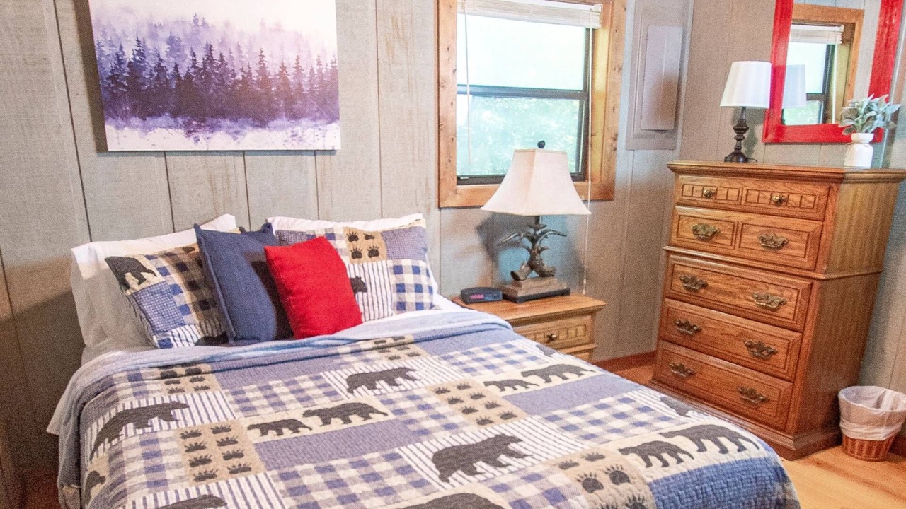 Photo of Others in Clarkesville