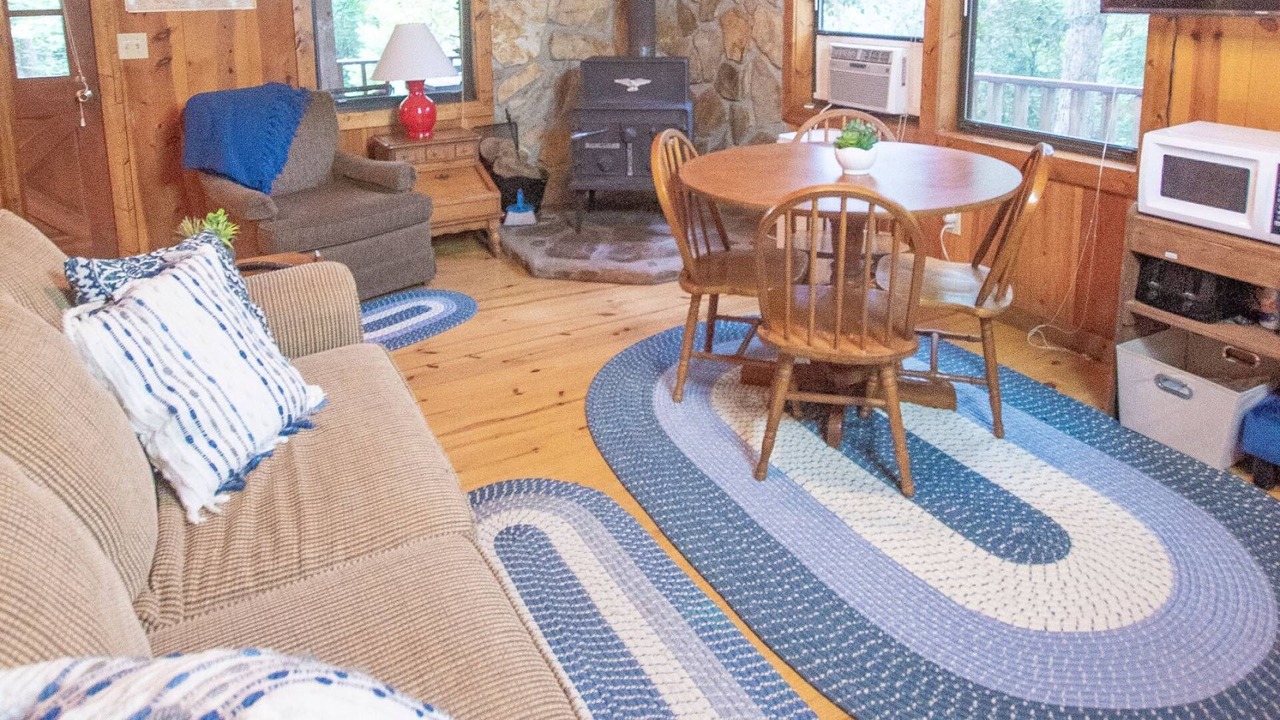 Photo of Others in Clarkesville