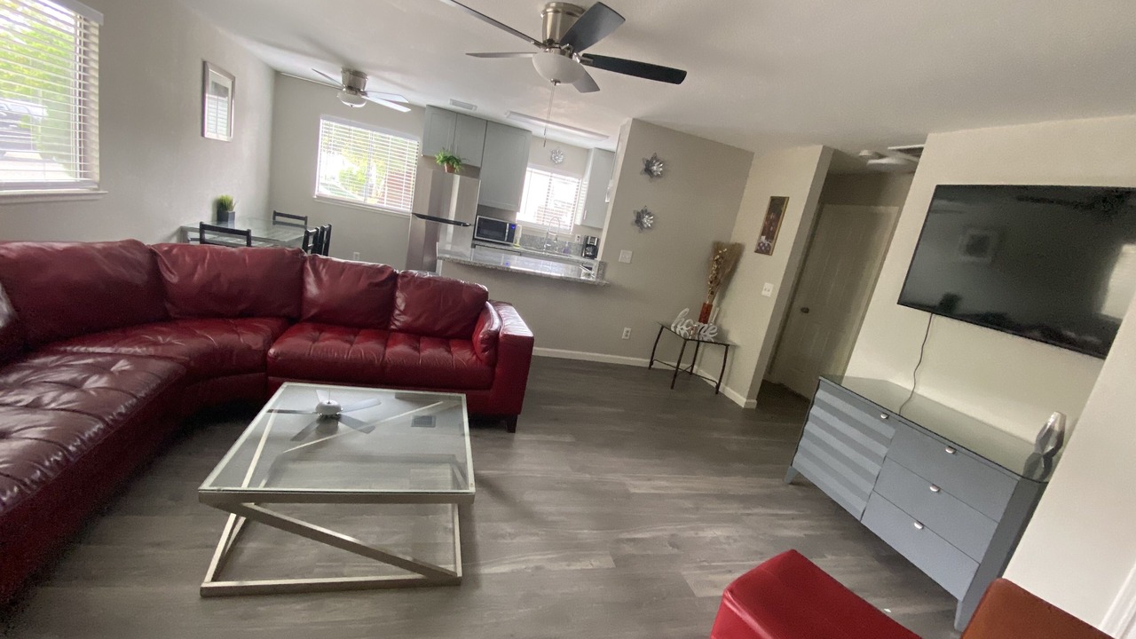 Photo of Livingroom in Roseville