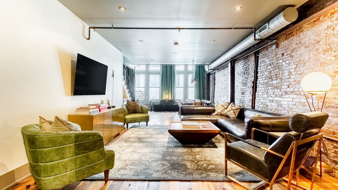 Photo of Livingroom in Arts District