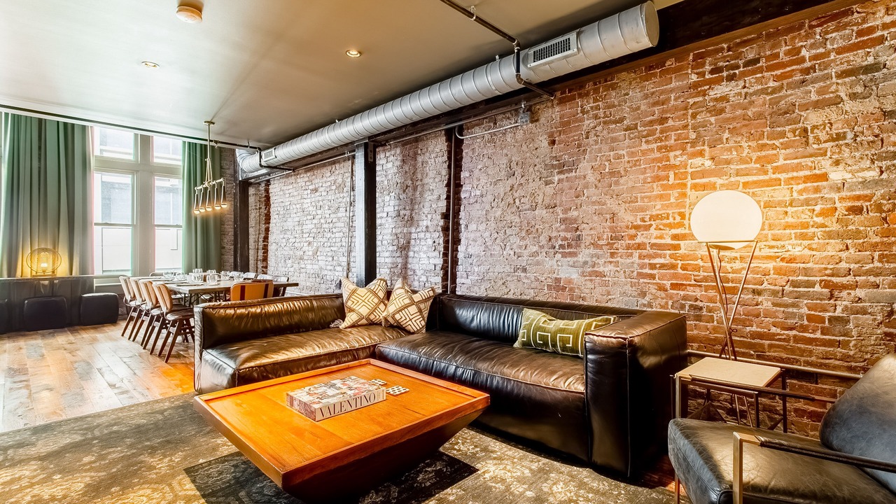 Photo of Livingroom in Arts District
