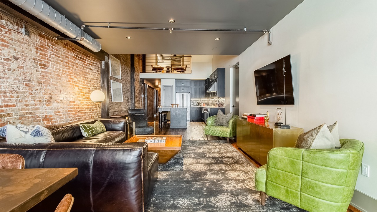 Photo of Livingroom in Arts District