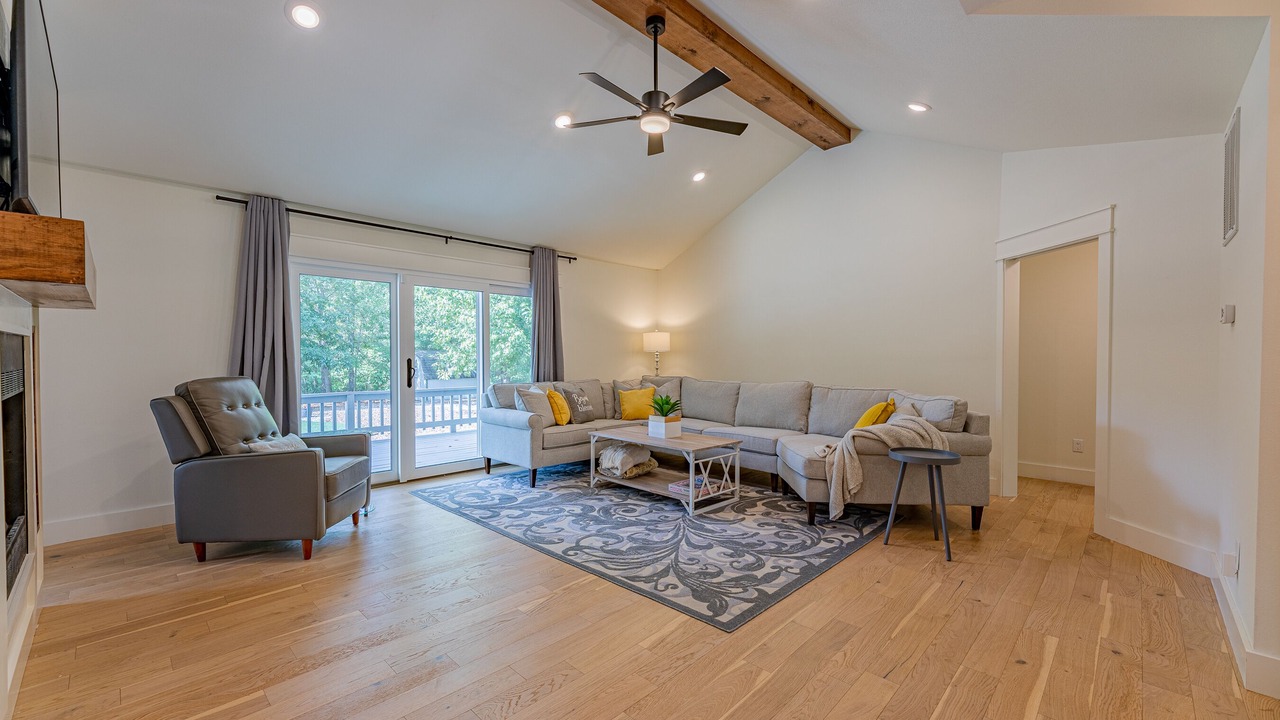 Photo of Livingroom in Bella Vista