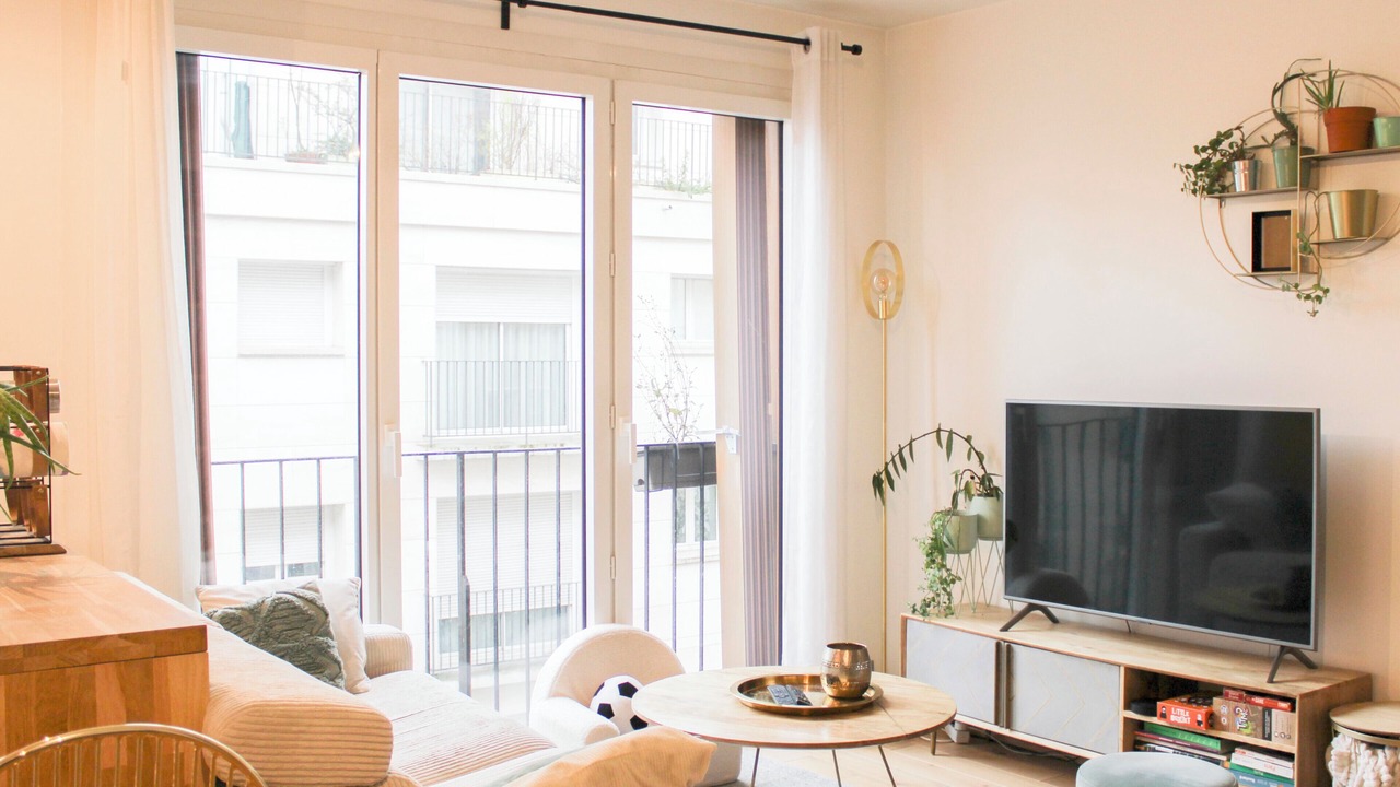 Photo of Livingroom in Butte-aux-Cailles