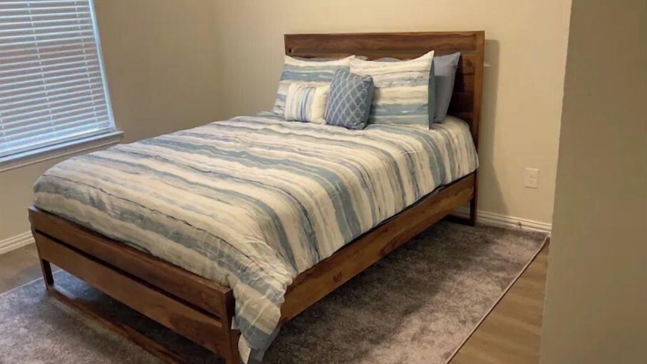 Photo of Bedroom in Mineral Wells