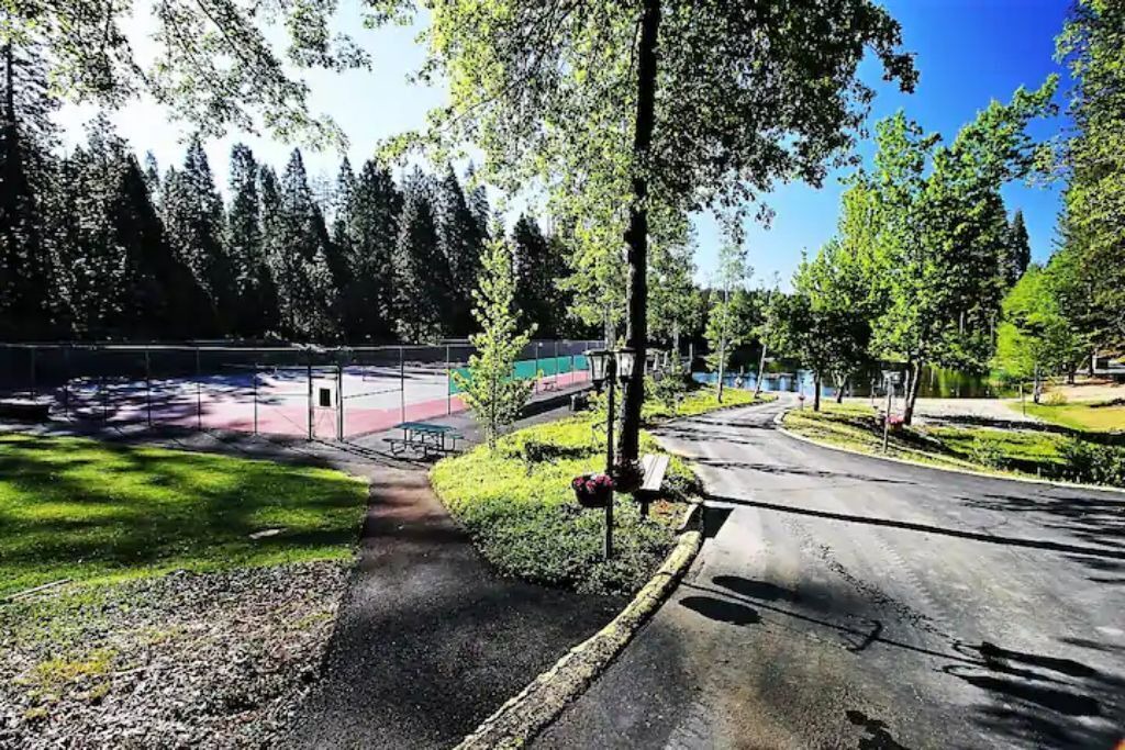 Photo of Outdoor in Arnold