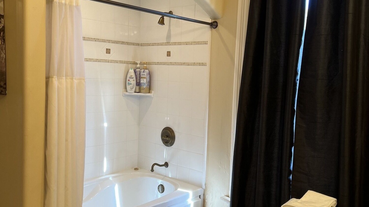 Photo of Bathroom in Salinas