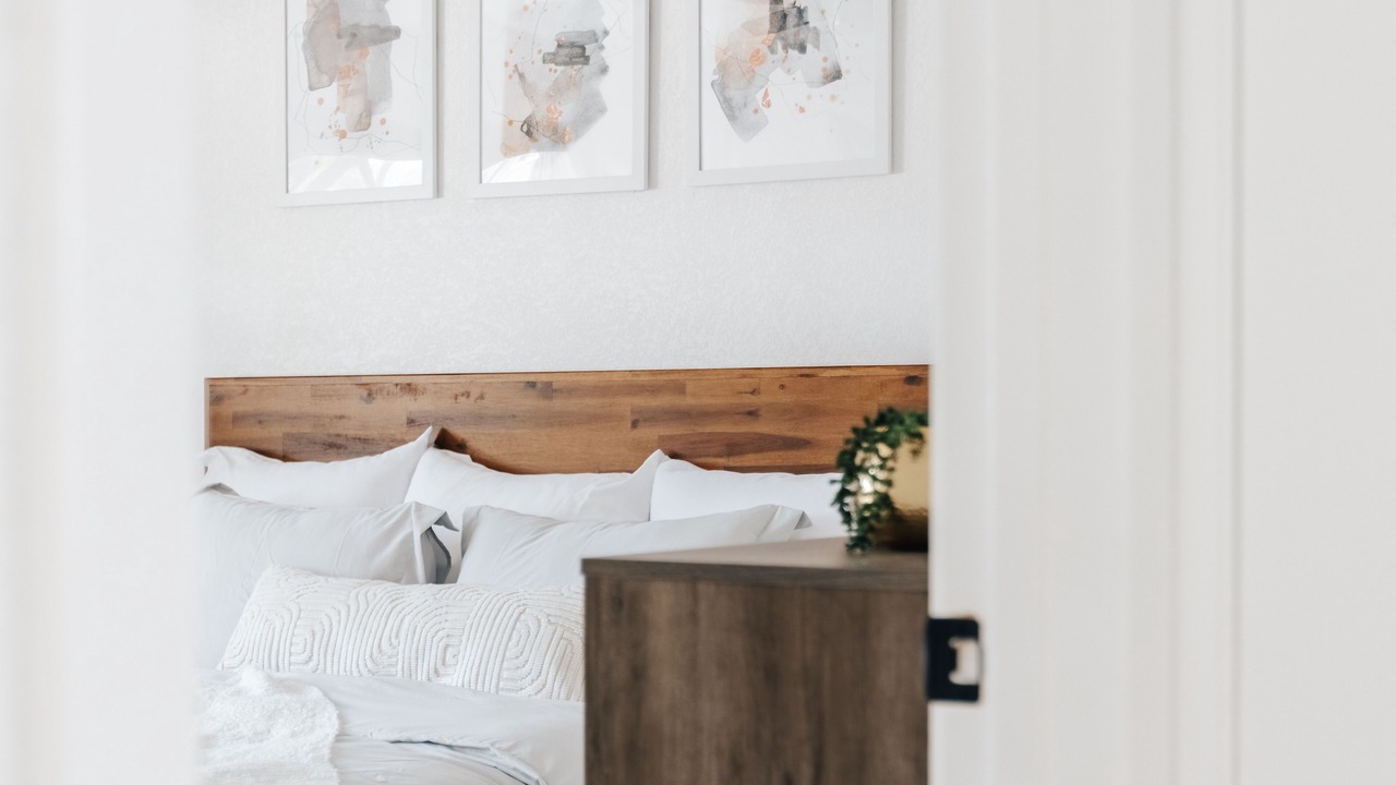 Photo of Bedroom in McNeil
