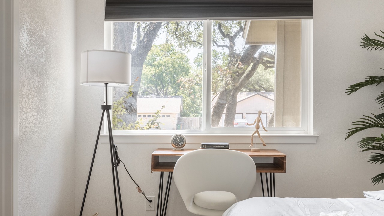 Photo of Bedroom in McNeil