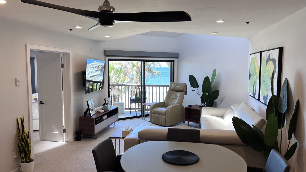 Photo of Livingroom in Pacific Beach