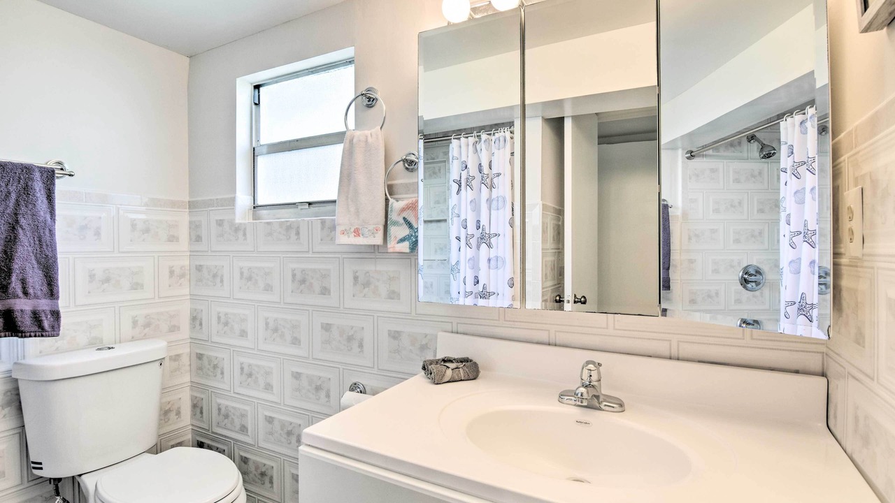 Photo of Bathroom in Key Largo Village