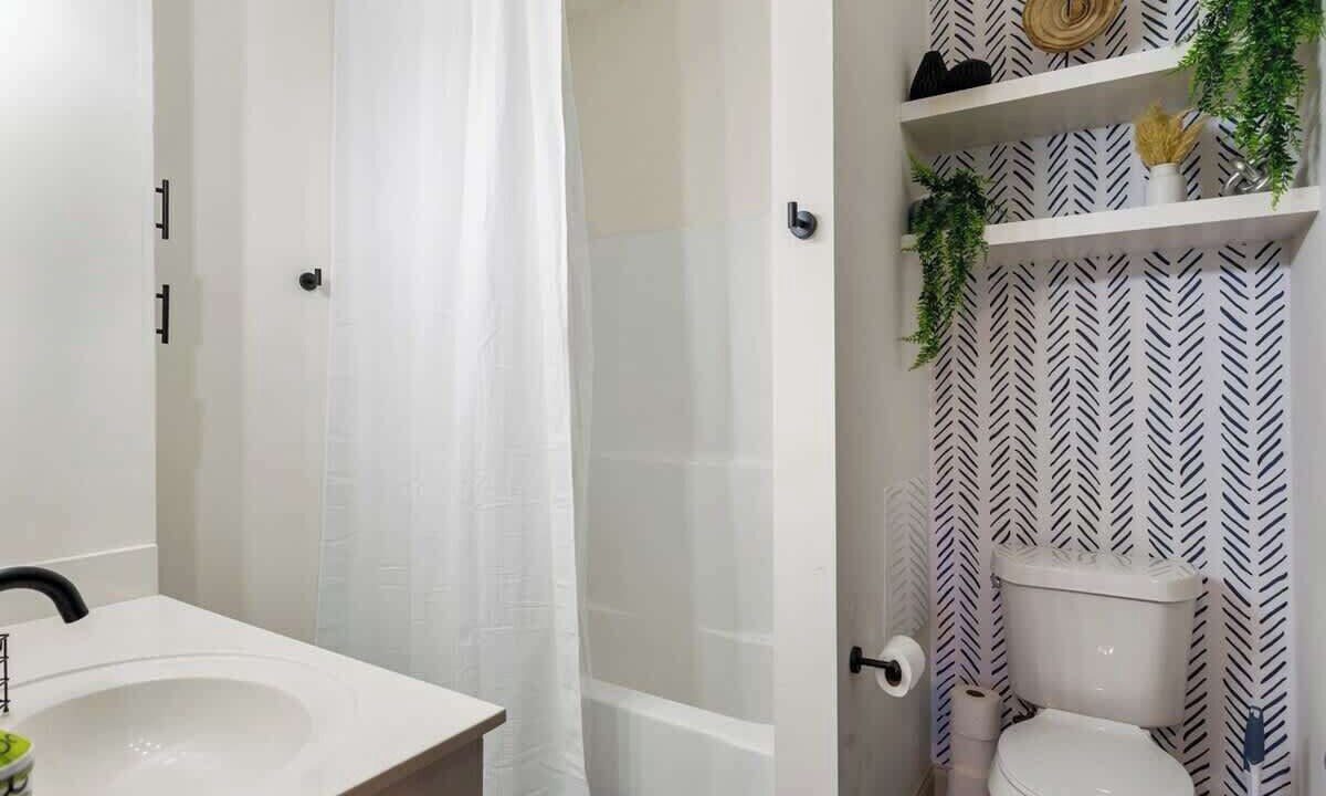 Photo of Bathroom in South Baton Rouge