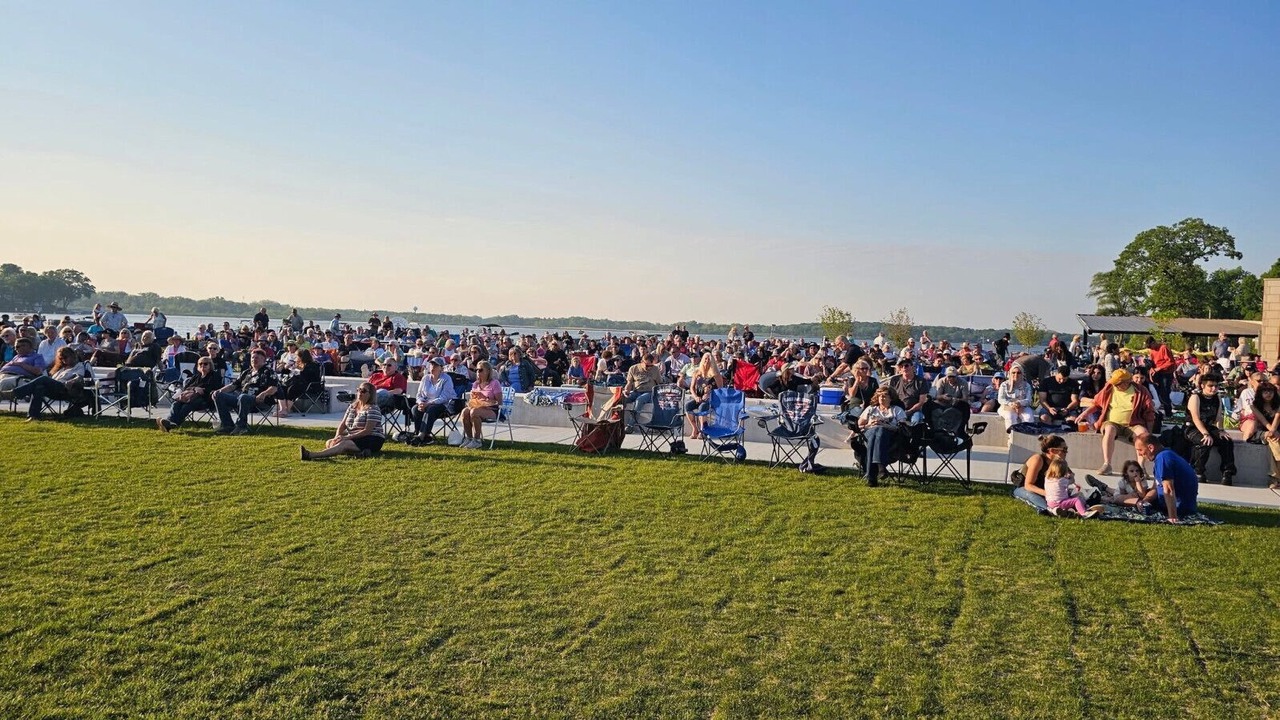 Photo of Outdoor in Fox Lake