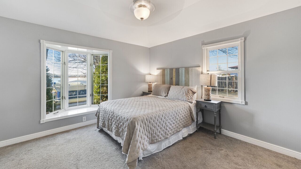 Photo of Bedroom in Fox Lake