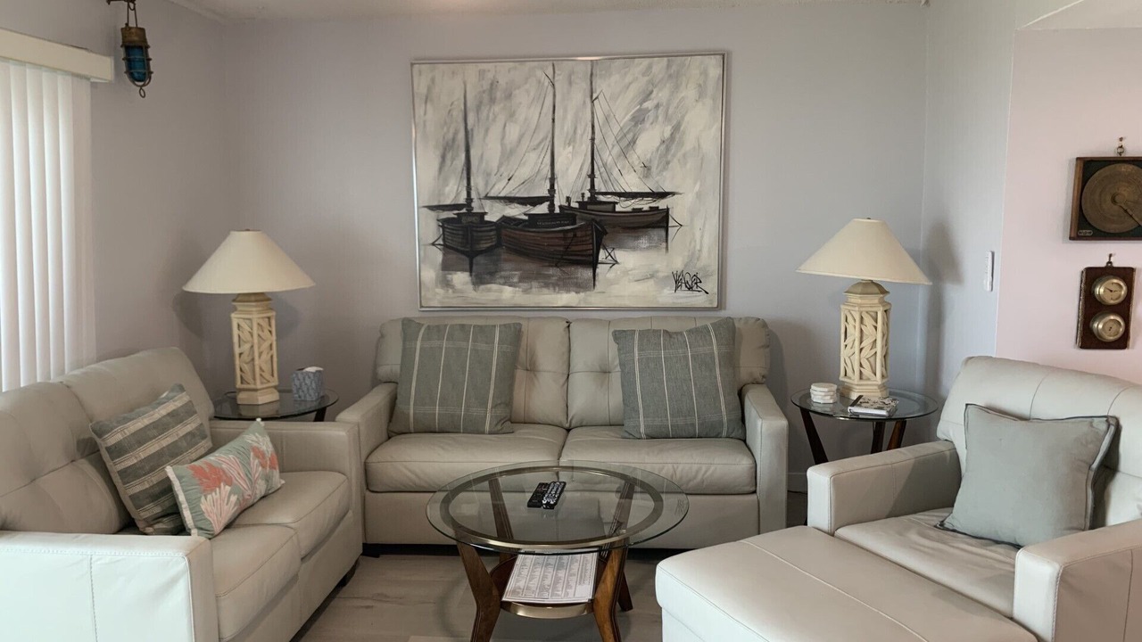 Photo of Livingroom in Flagler Beach