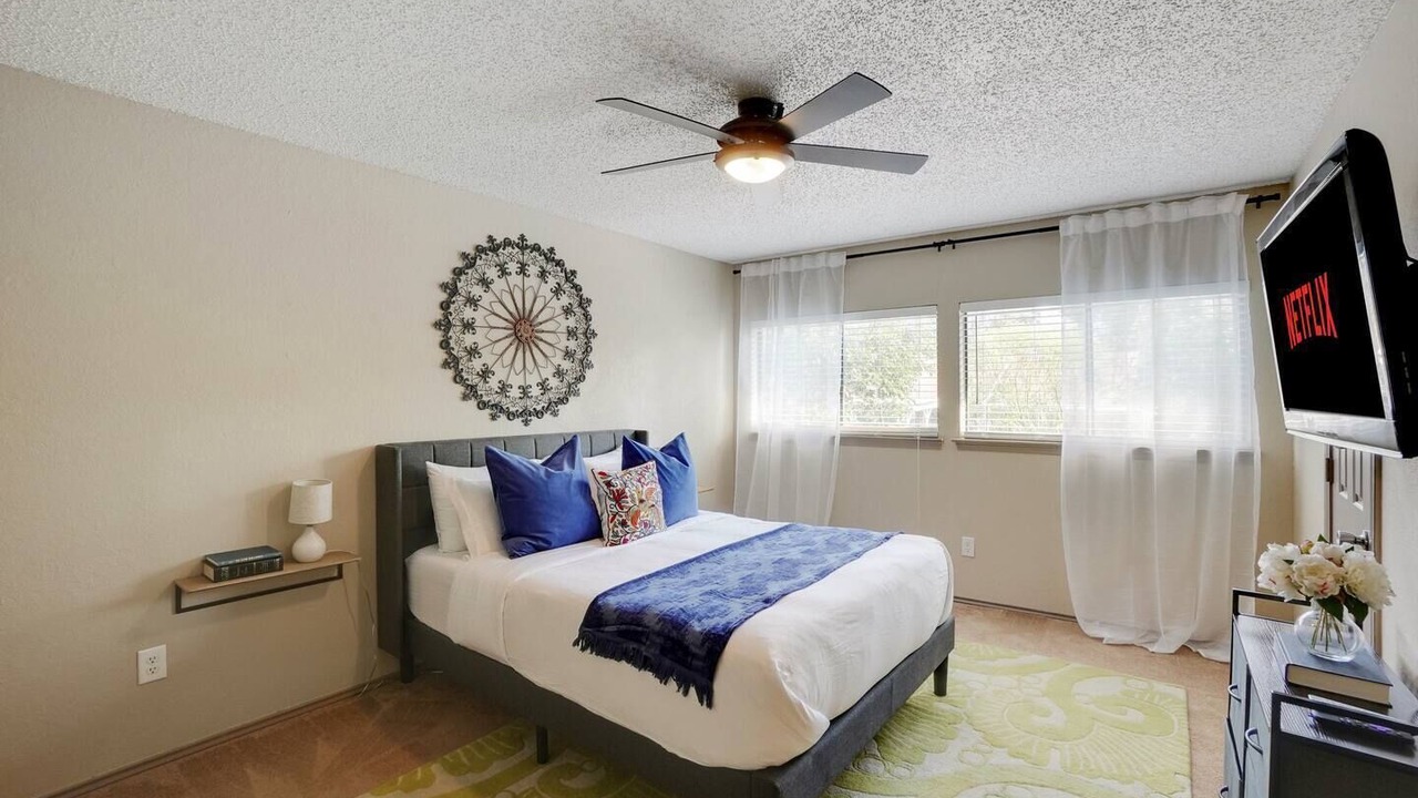 Photo of Bedroom in Euless