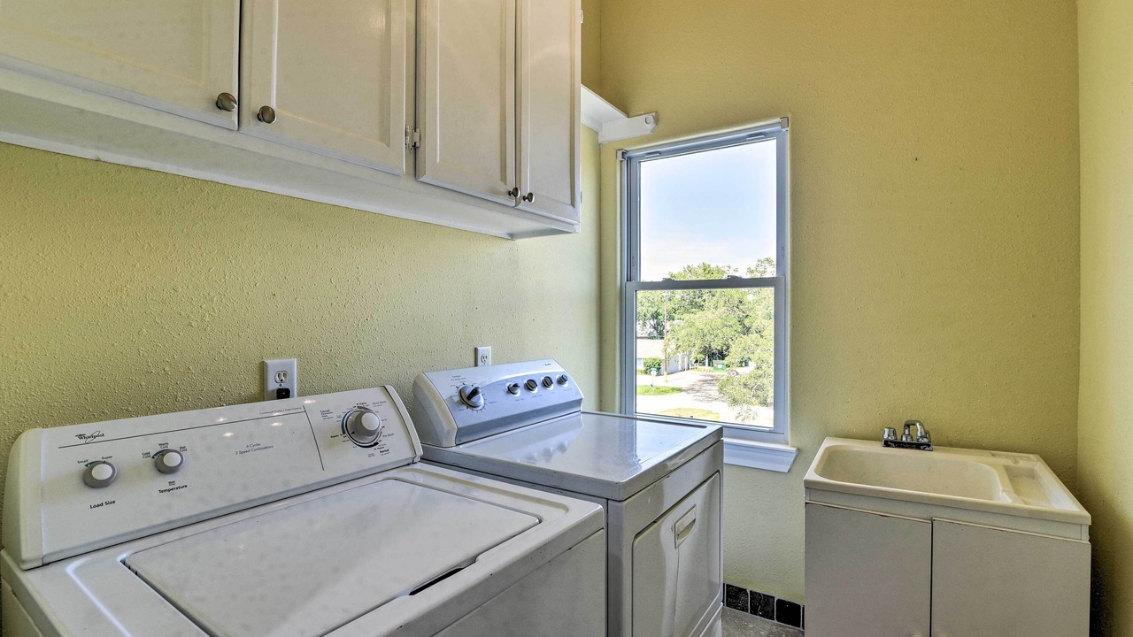 Photo of Bedroom in El Lago