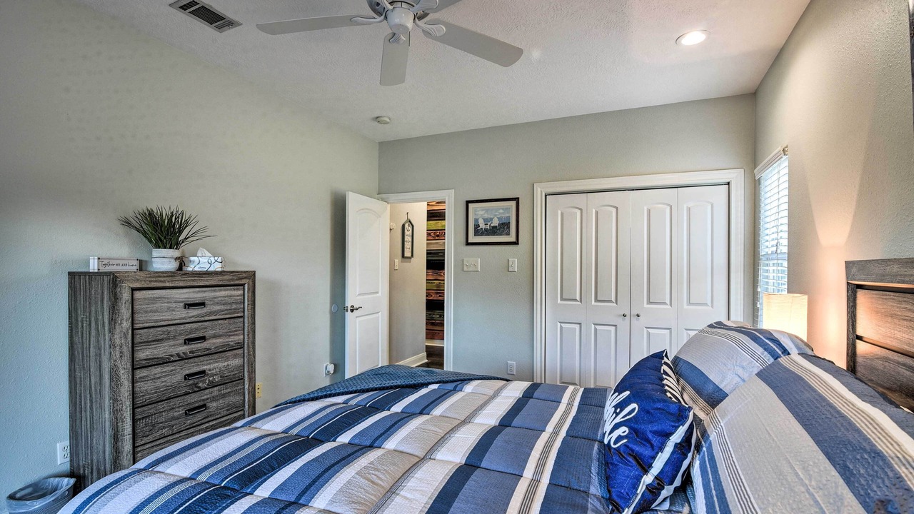 Photo of Bedroom in El Lago
