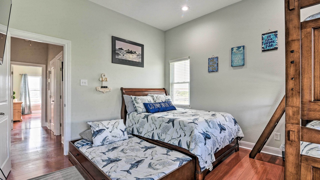 Photo of Bedroom in El Lago