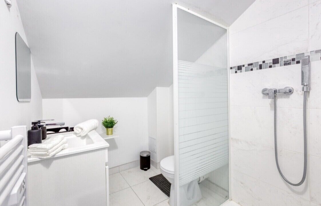Photo of Bathroom in Milly-la-Foret
