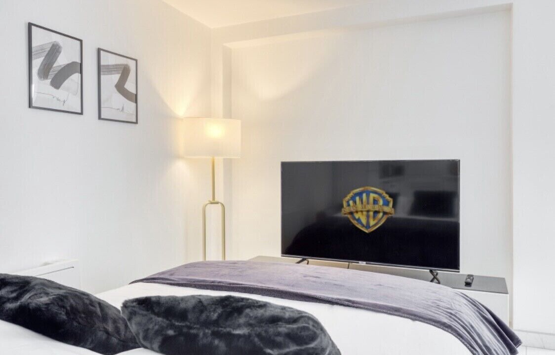 Photo of Bedroom in Milly-la-Foret