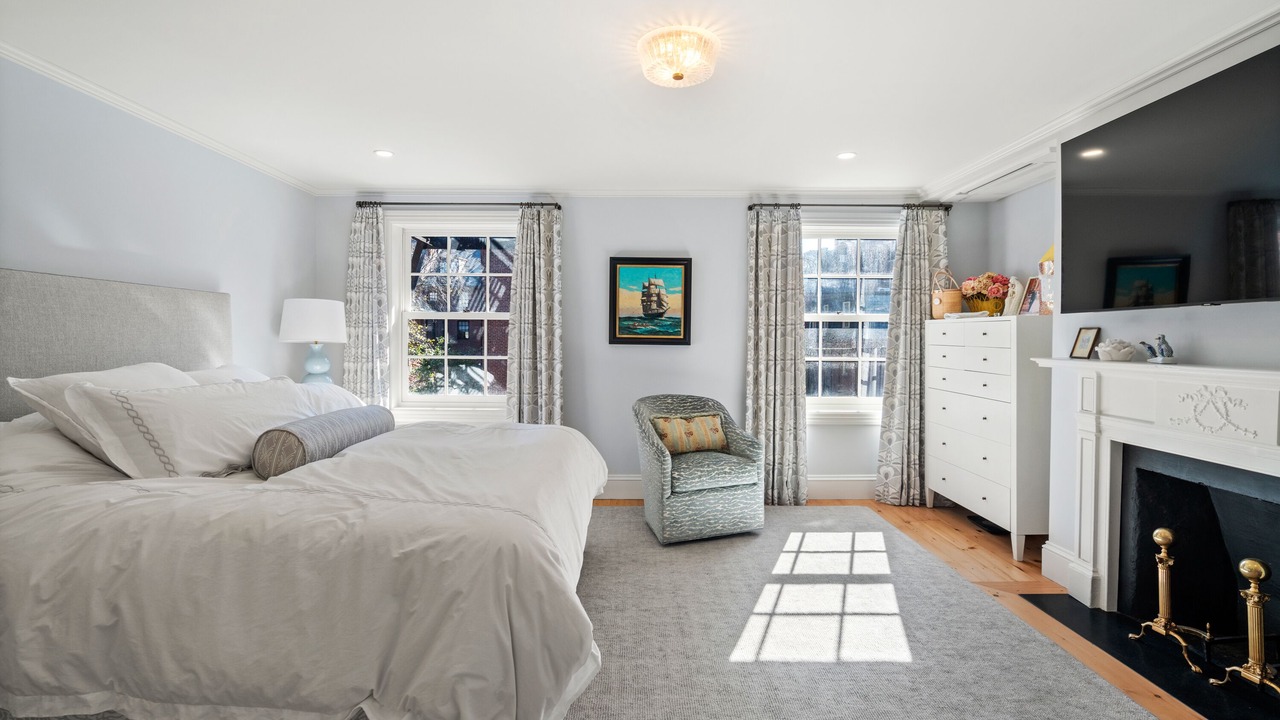 Photo of Bedroom in Beacon Hill