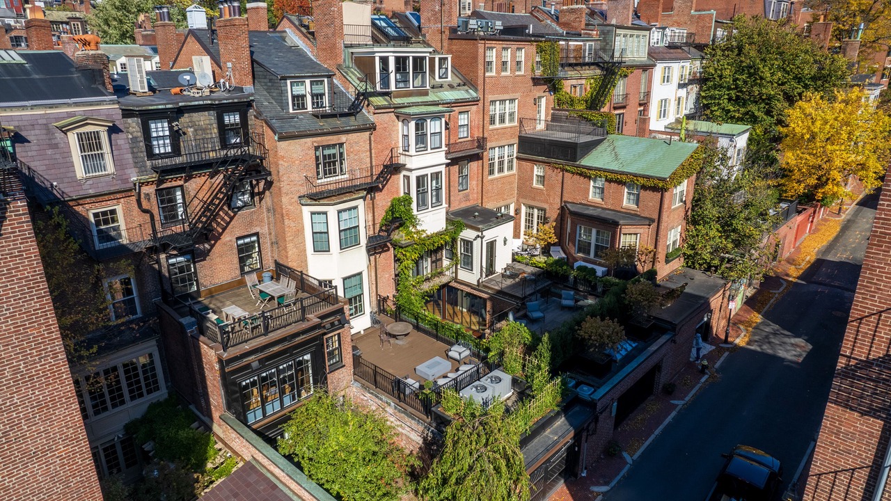 Photo of Outdoor in Beacon Hill