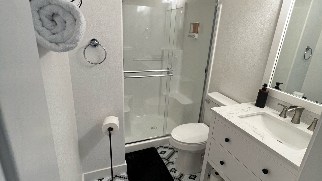 Photo of Bathroom in Pasco