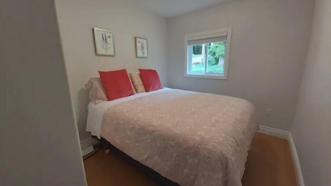 Photo of Bedroom in Hope Bay