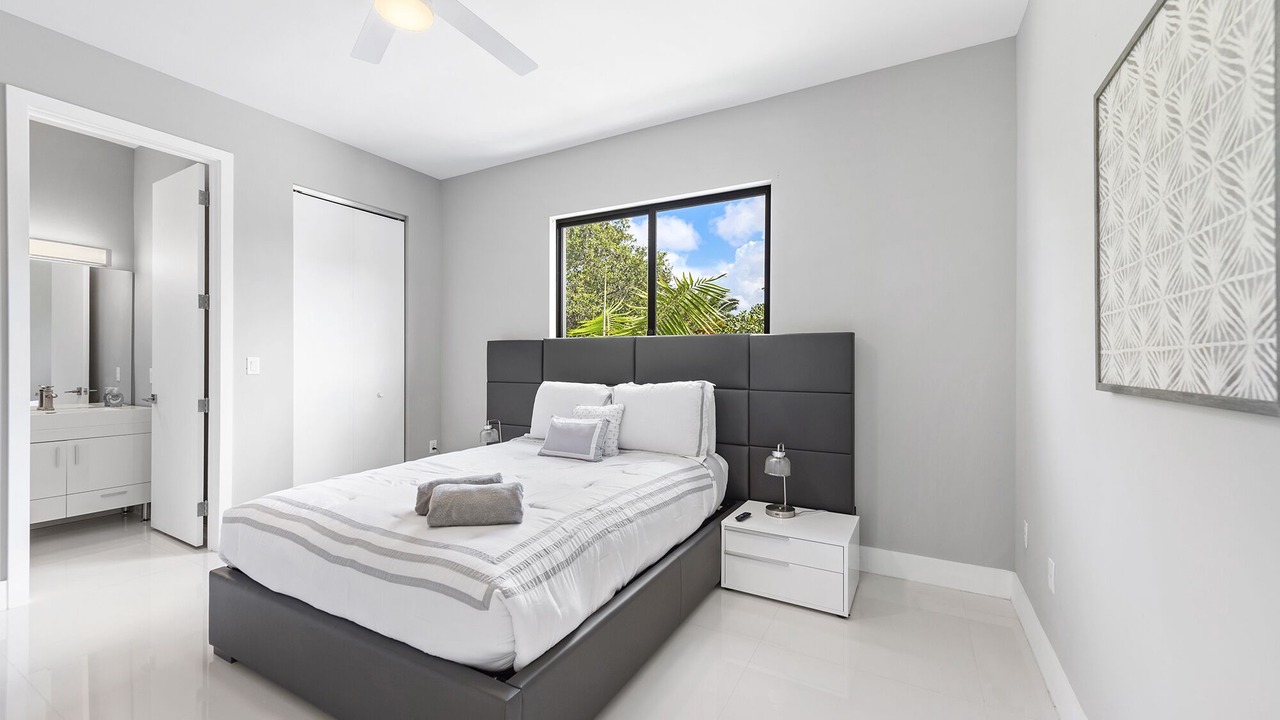 Photo of Bedroom in South Miami