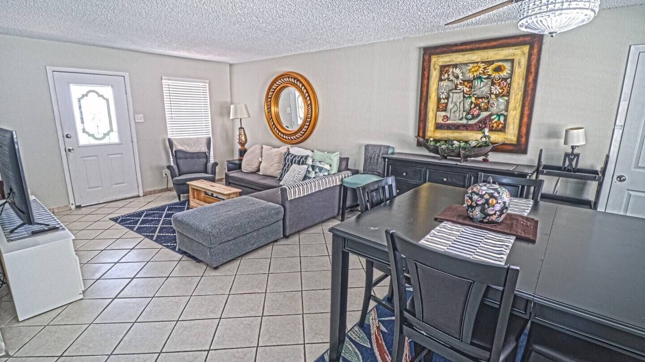 Photo of Livingroom in El Paso