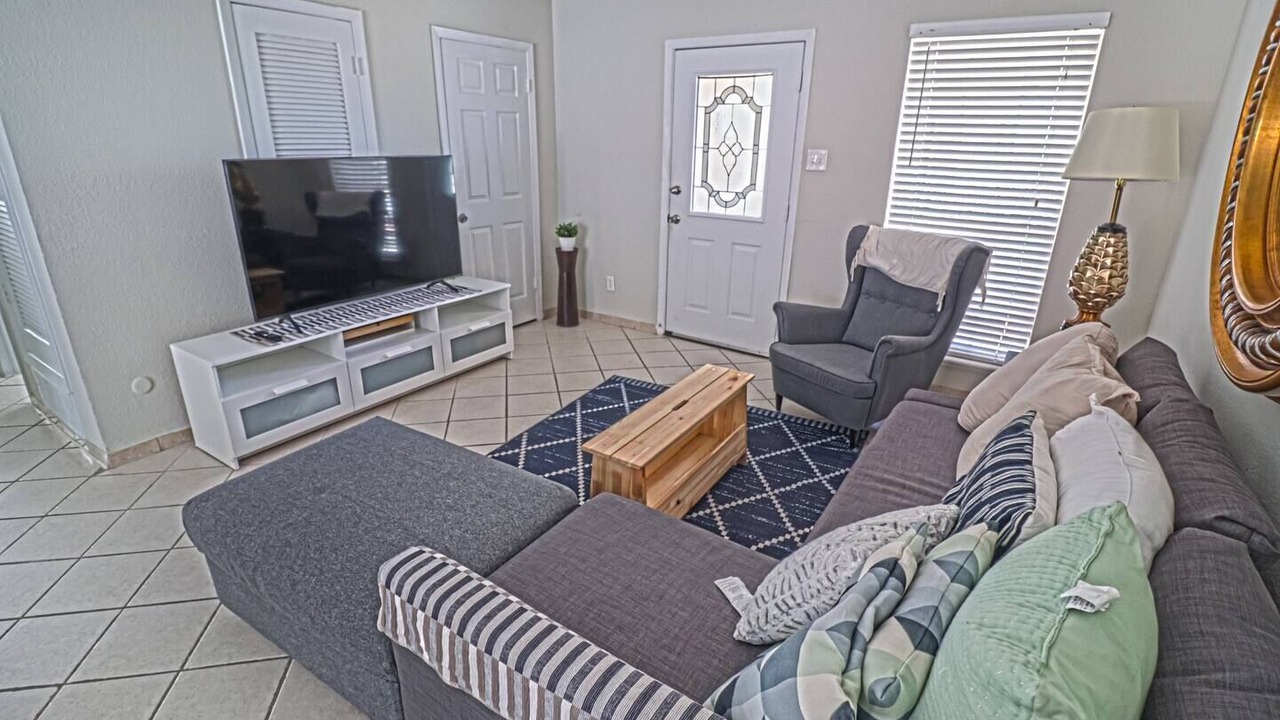 Photo of Livingroom in El Paso