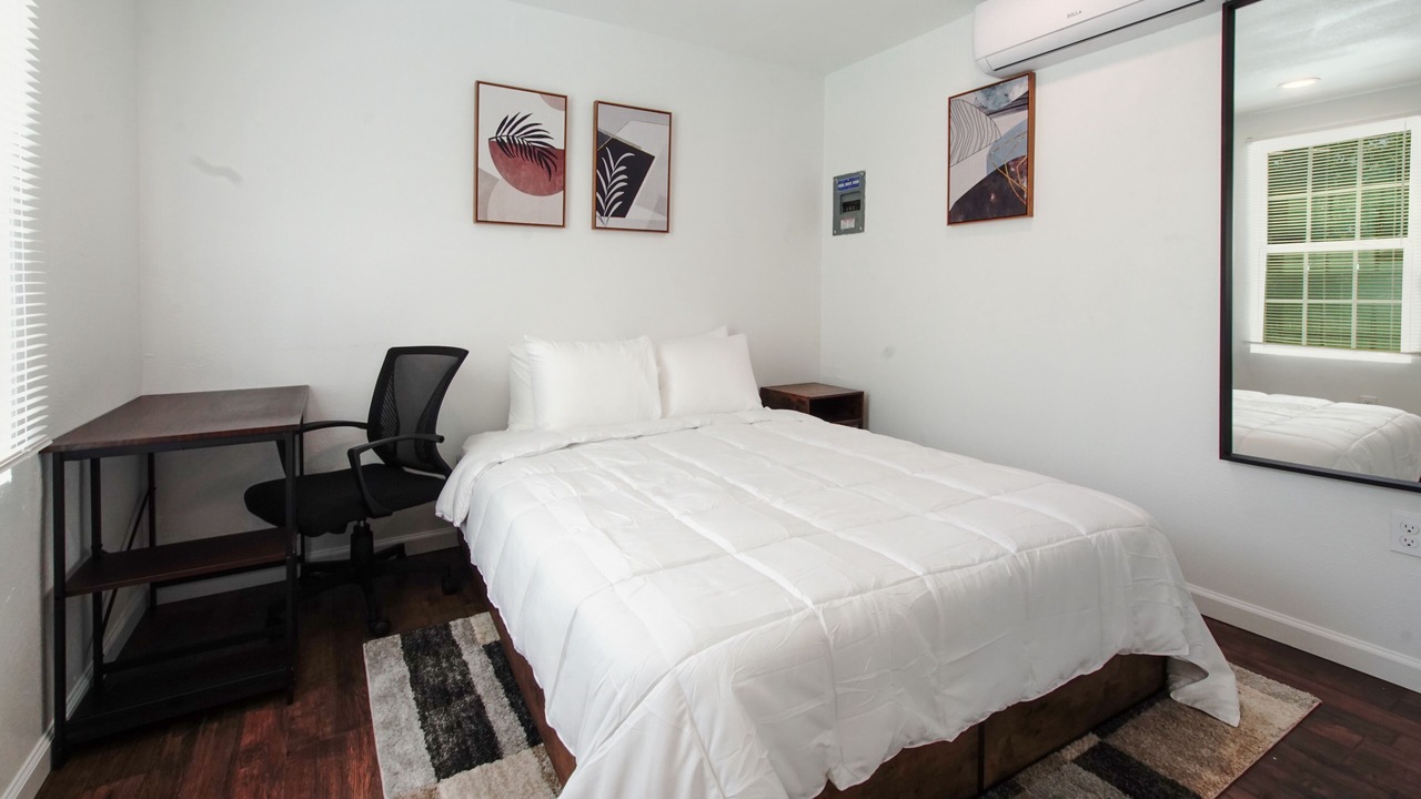 Photo of Bedroom in Cedar Crest