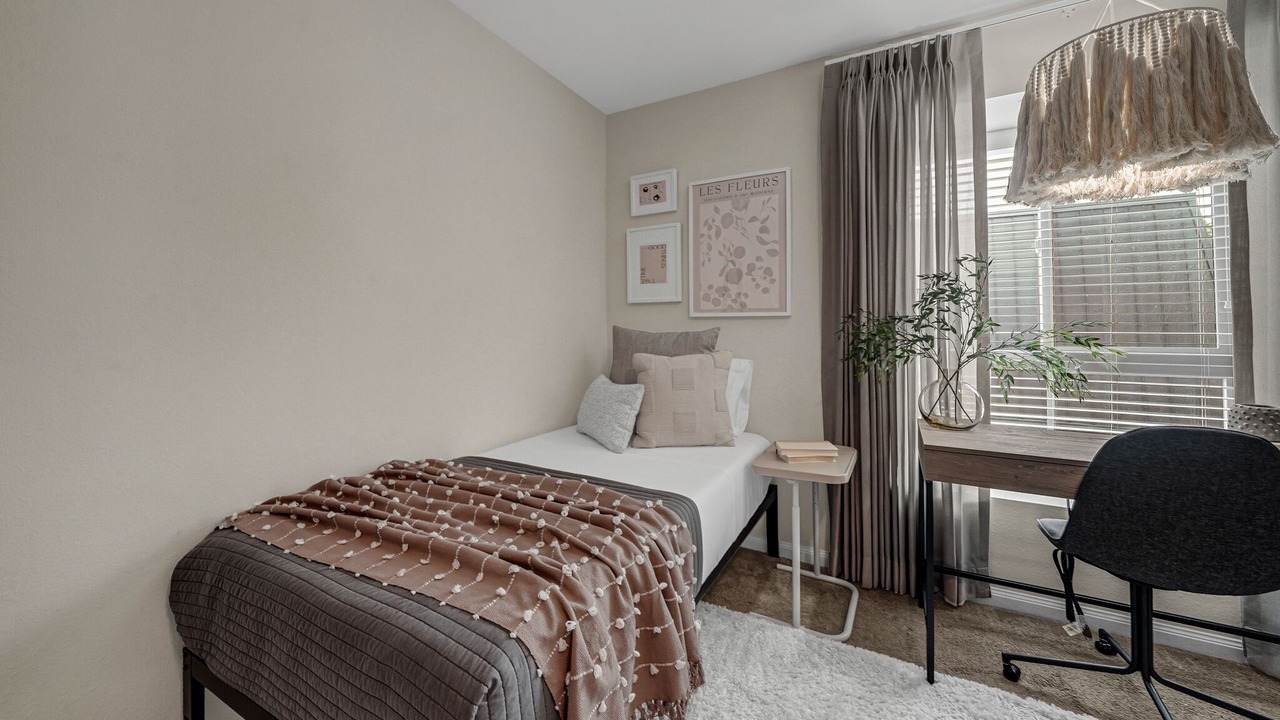 Photo of Bedroom in South Main