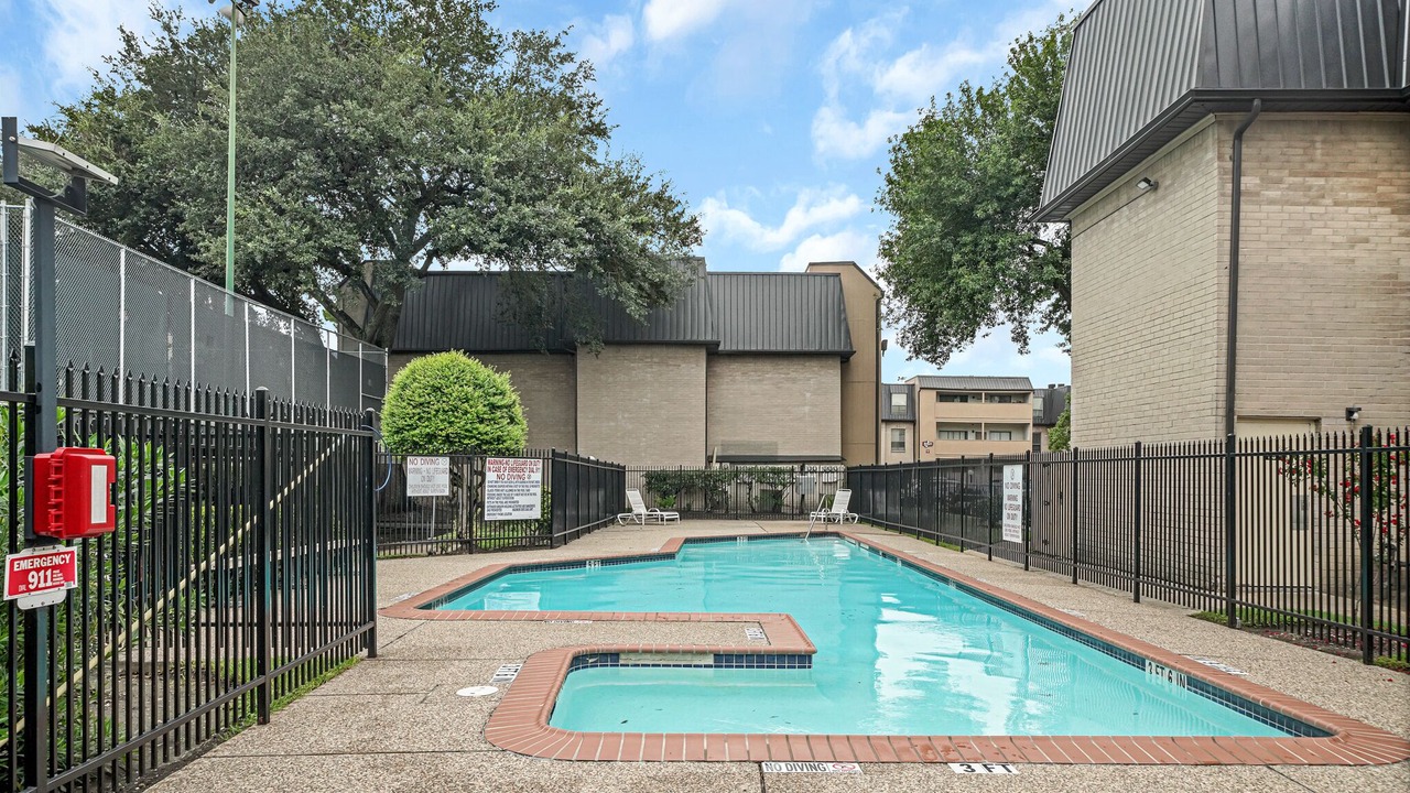 Photo of Outdoor in South Main