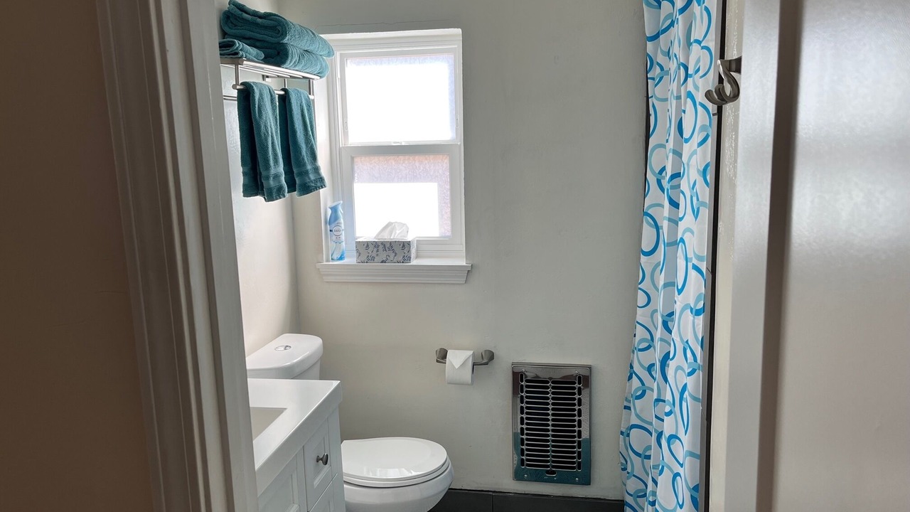 Photo of Bathroom in Summit Park