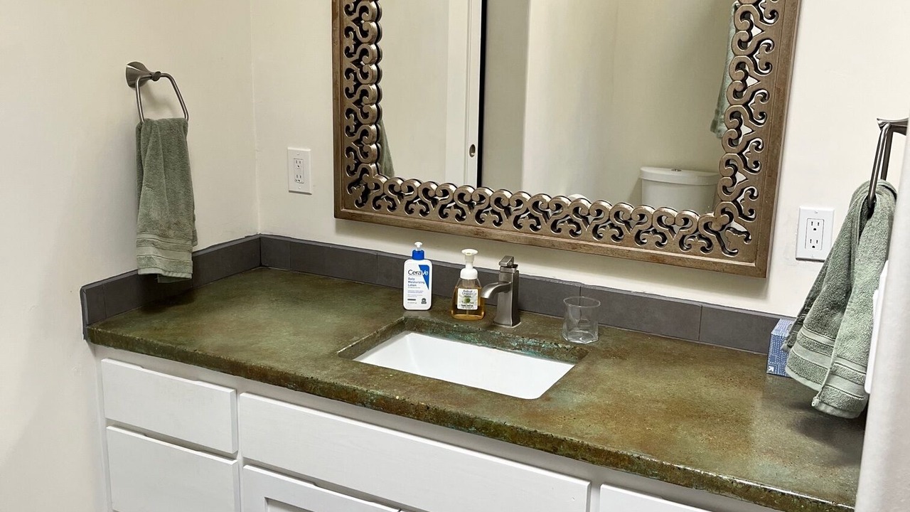 Photo of Bathroom in Summit Park
