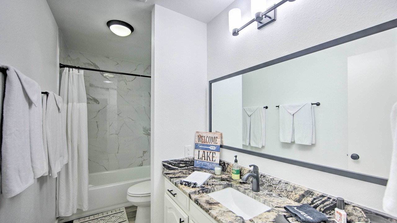 Photo of Bathroom in Flint