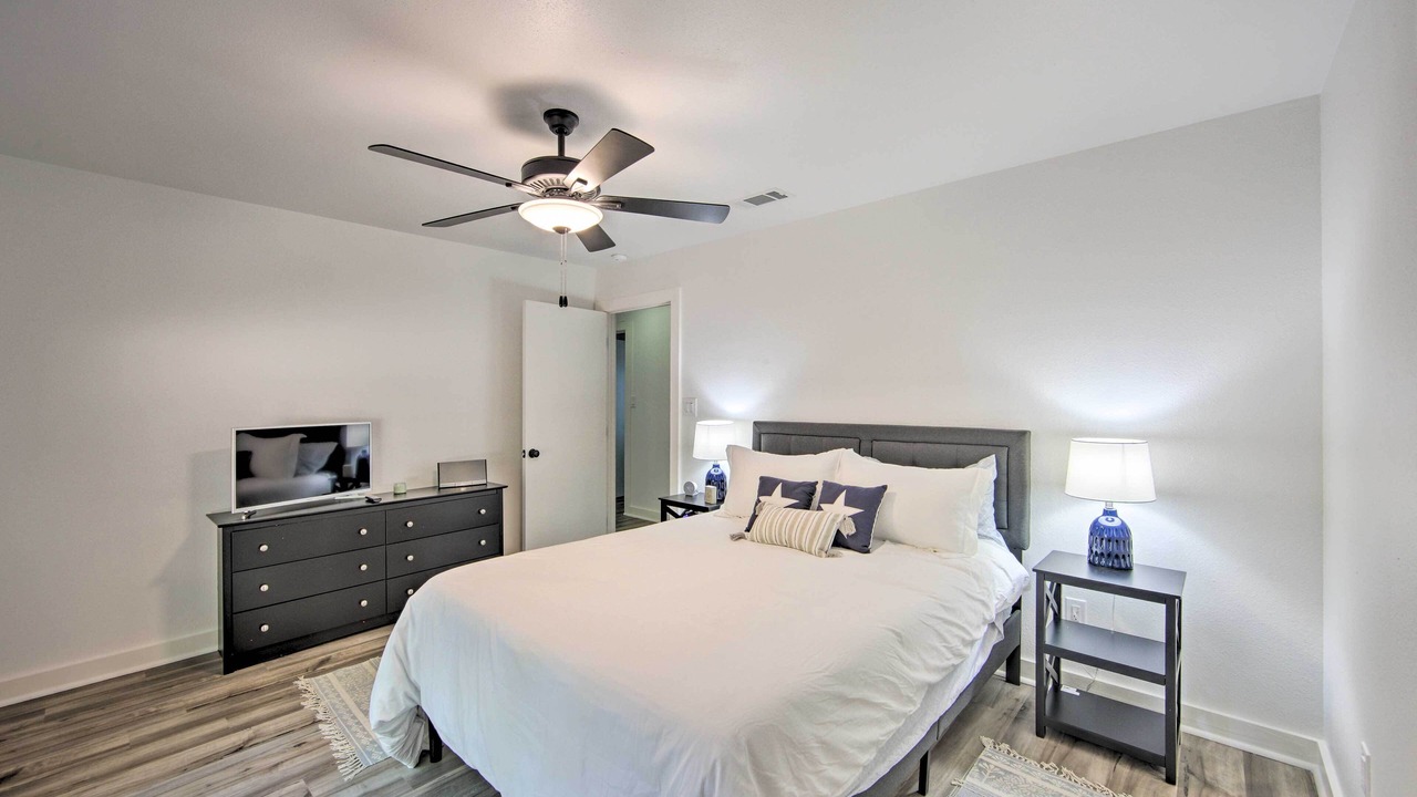 Photo of Bedroom in Flint