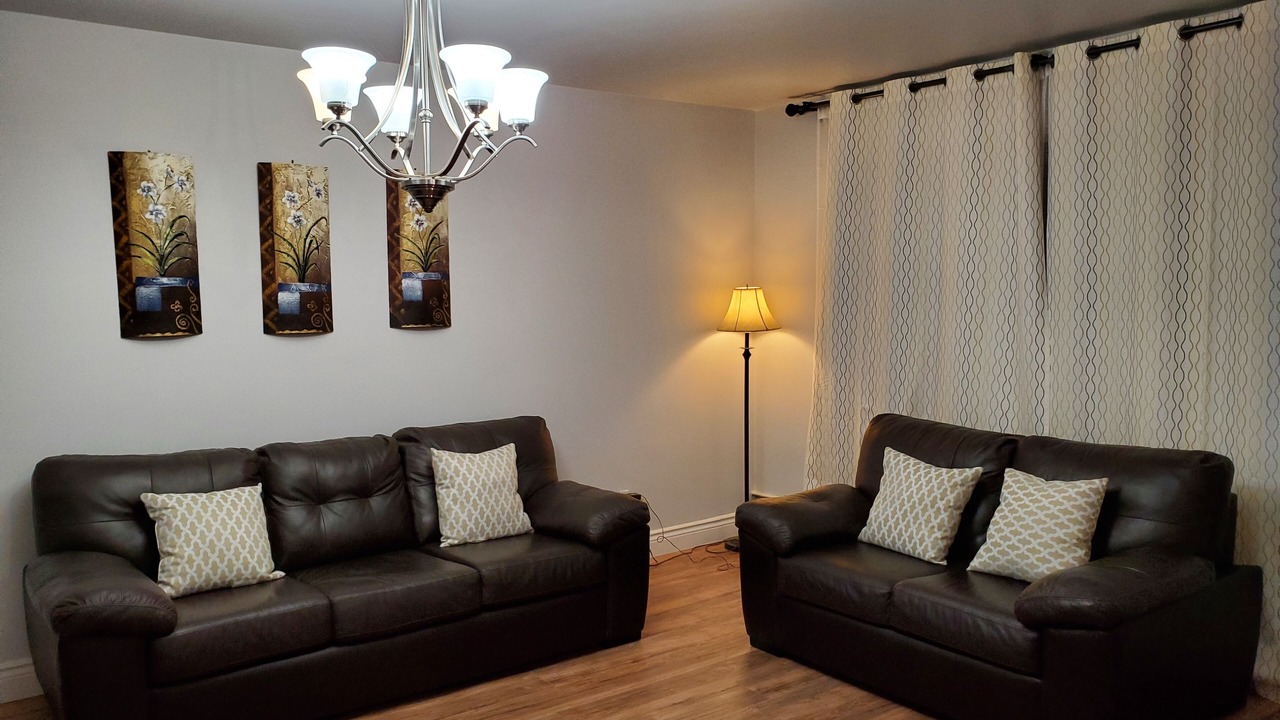 Photo of Livingroom in Saint-Leonard