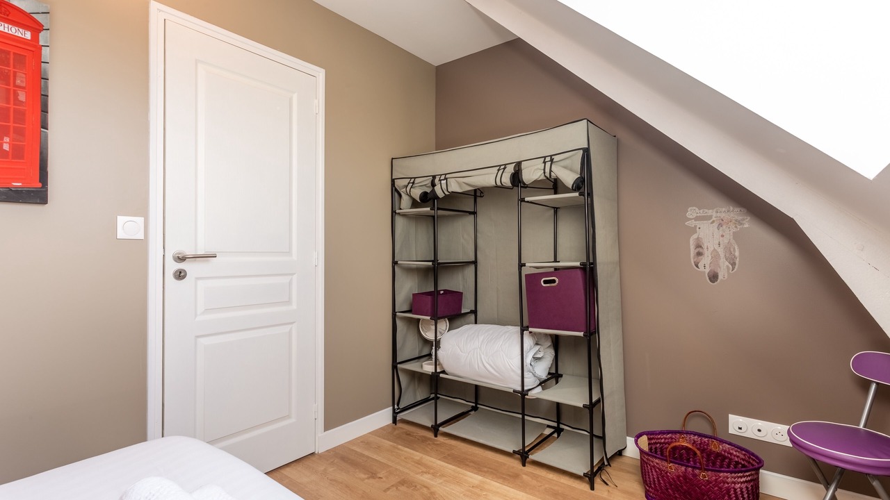 Photo of Bedroom in Saint-Coulomb