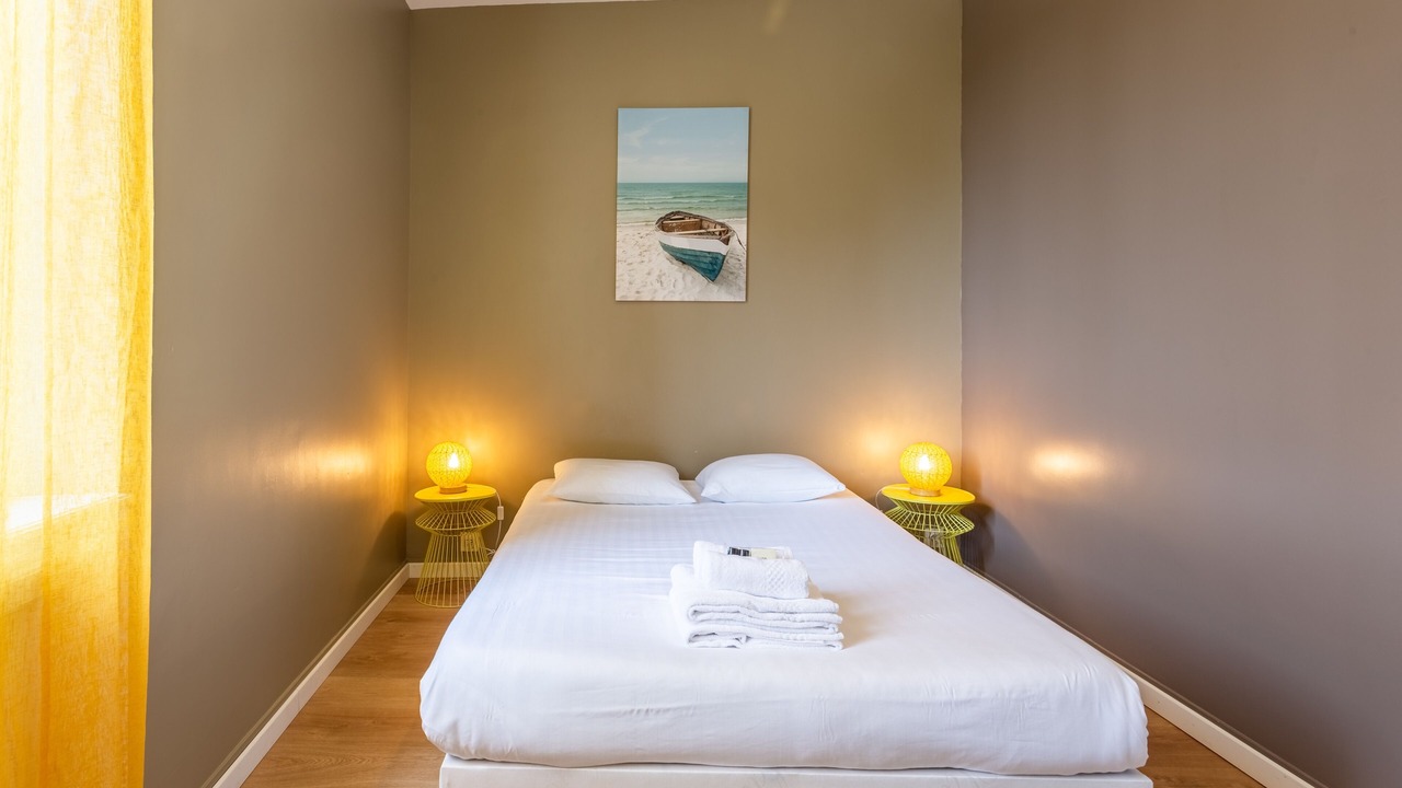 Photo of Bedroom in Saint-Coulomb