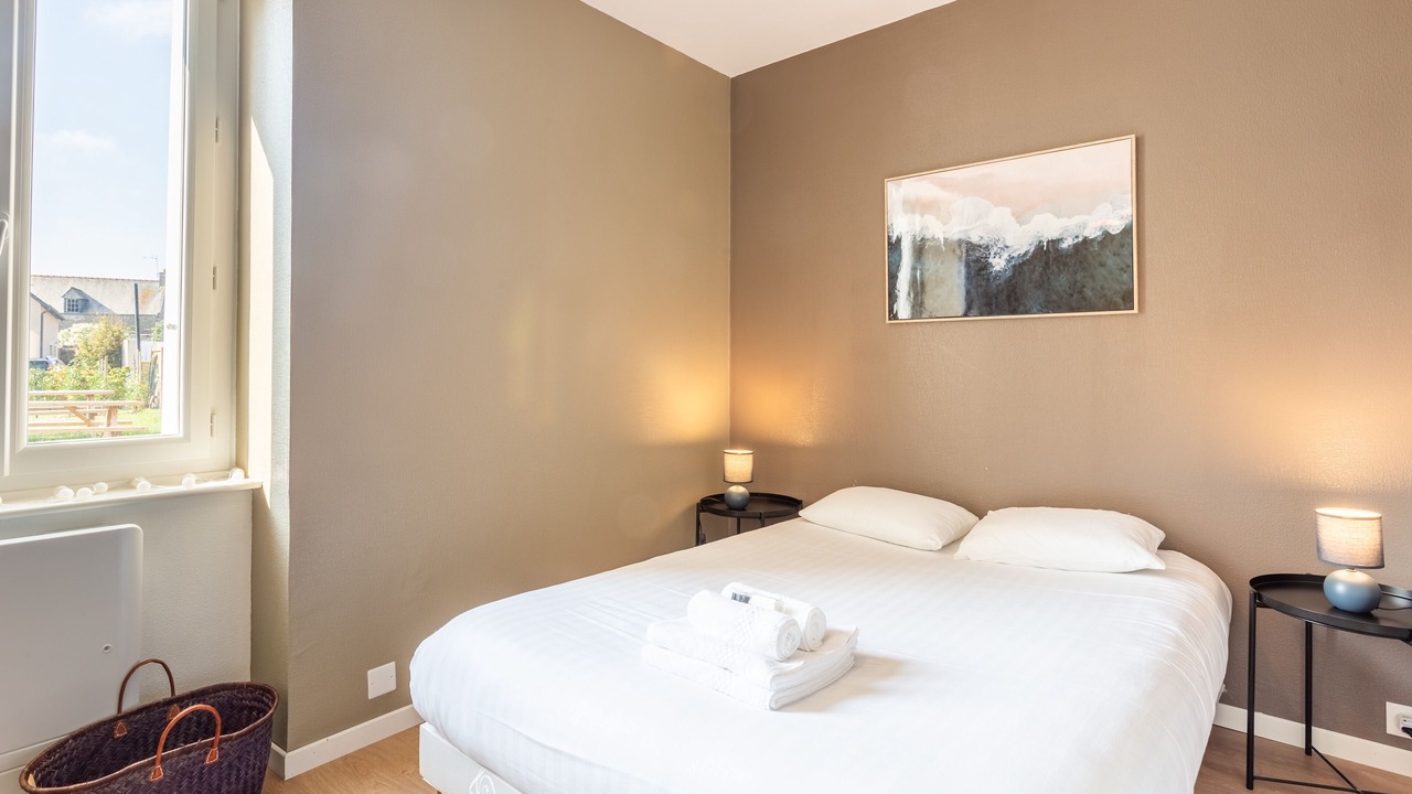 Photo of Bedroom in Saint-Coulomb
